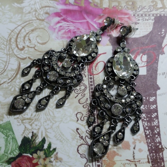 Jewelry - Fashion Jewelry earrings